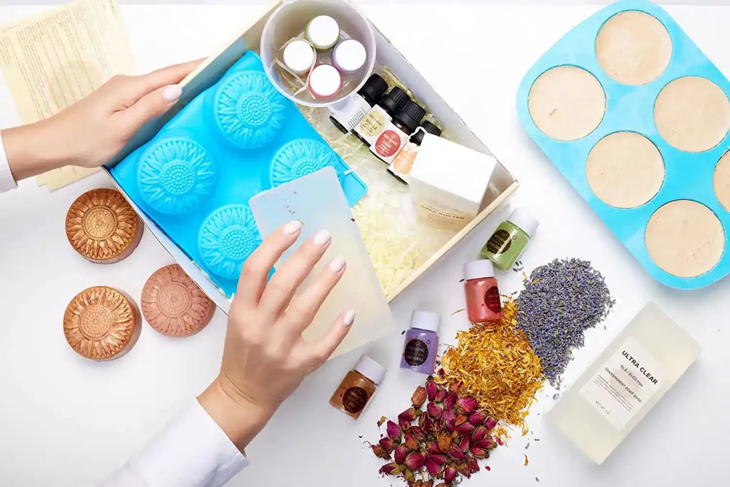 The 5 Best Soap-Making Kits for Beginners, According to Experts
